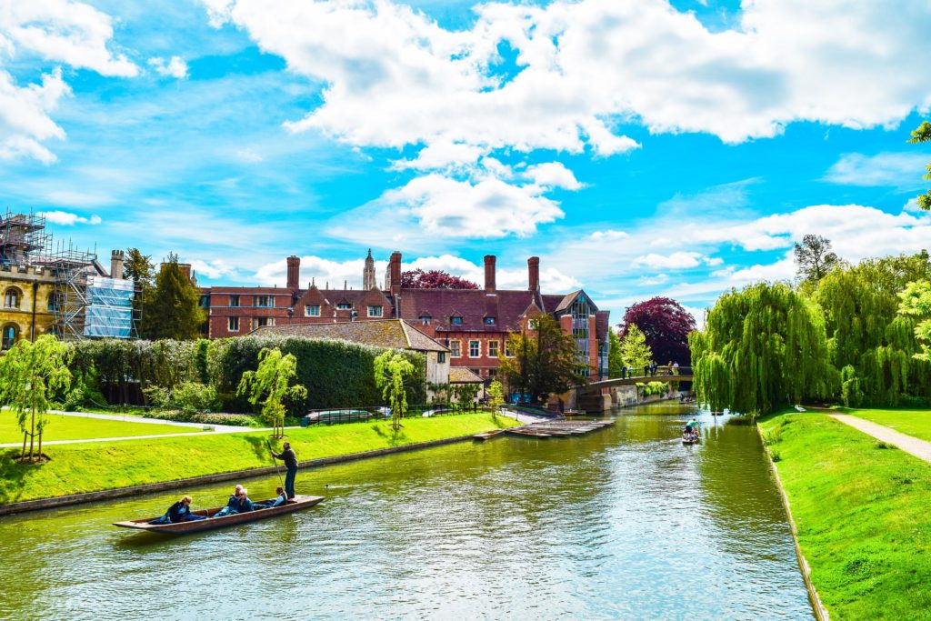 punting river cam cambridge